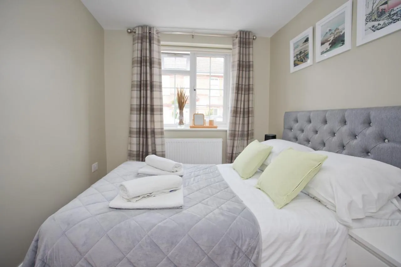 Luxury Home - Hot Tub - Pool Table - Gym - Sauna - Cinema Room - Free Parking - Close To Beach Bournemouth United Kingdom