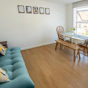 Apartment Pass The Keys Modern Stylish With Parking, Bournemouth